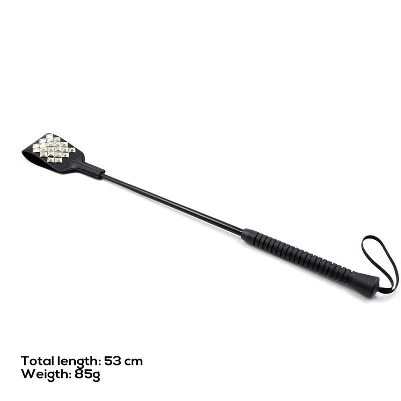 LATETOBED BDSM LINE - FUSTA CUADRADA CON TACHUELAS PLATEADAS 53 CM