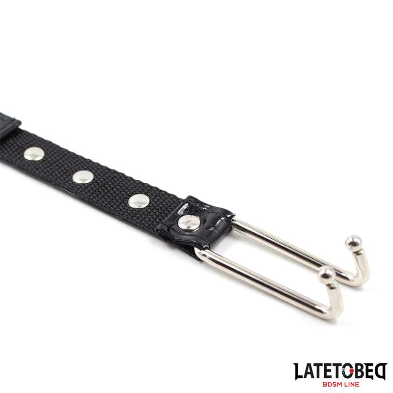 LATETOBED BDSM LINE - GANCHO NARIZ CON COLLLAR