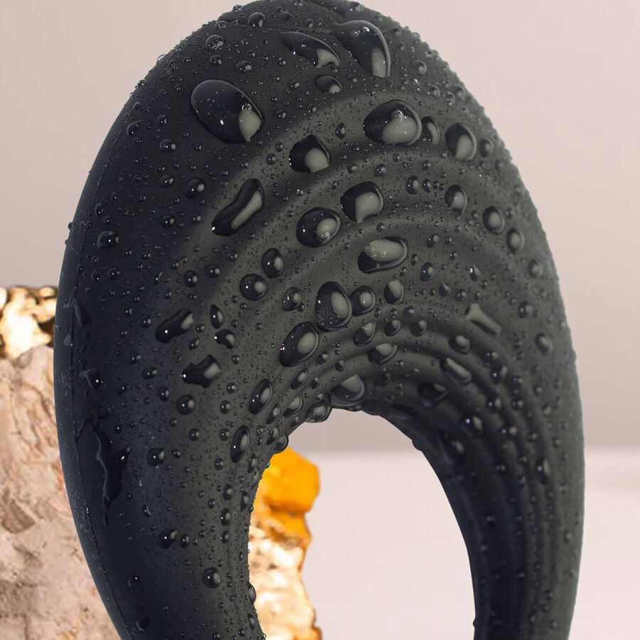 ROCKS- OFF - Anell vibrador de spire per al penis negre