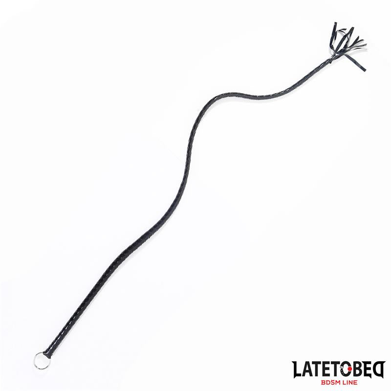 LATETOBED BDSM LINE - LÁTIGO NEGRO BRILLANTE 138CM