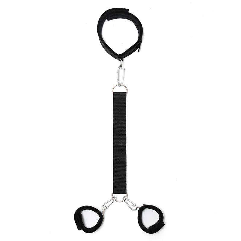 BONDAGE PLAY - COLLAR CON ESPOSAS AJUSTABLES NEGRO