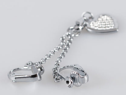 INTIMATE HEART-SHAPED CHAIN