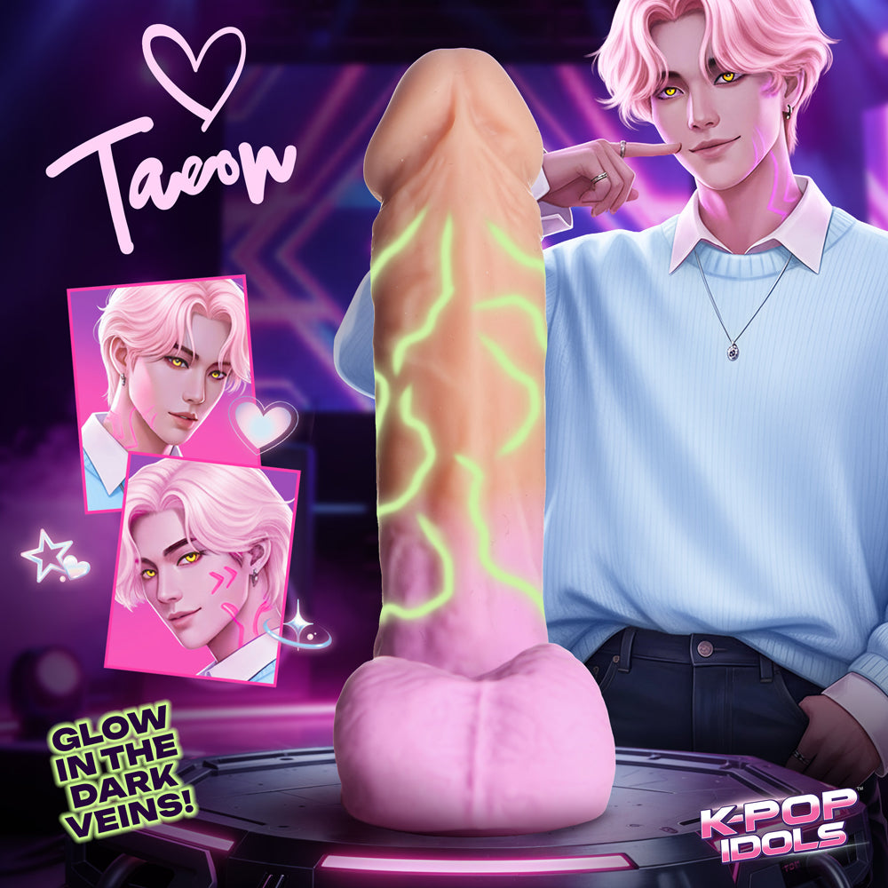 XR BRANDS - DILDO DE SILICONE TAEON K-POP IDOLS COM BOLAS