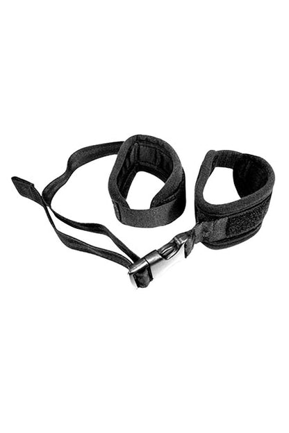 ADJUSTABLE HANDCUFF