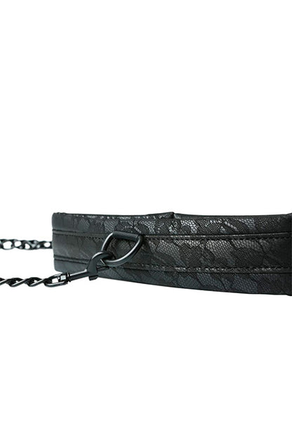 Lace Collar and Leash