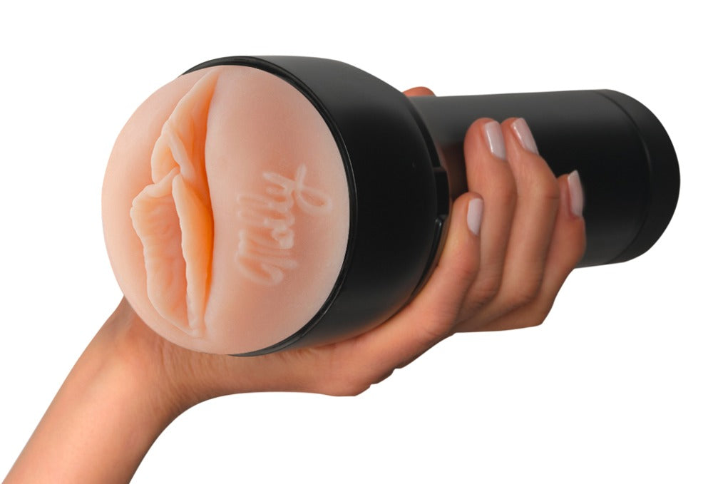 KIIROO - FEEL MOLLY STEWART