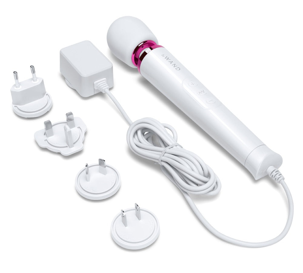 LE WAND - POWERFUL PETITE PLUG-IN VIBRATING MASSAGER