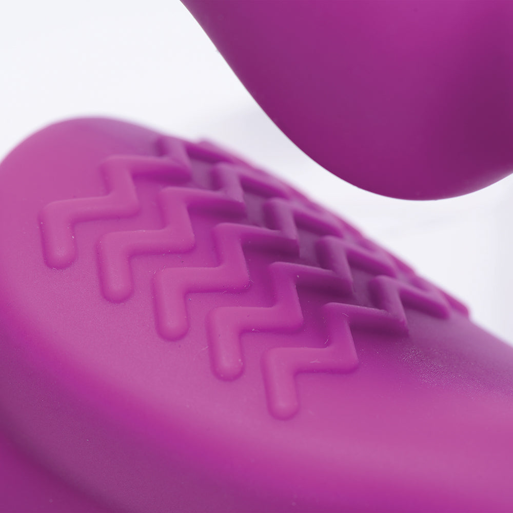 XR BRANDS - STRAP U EVOKE DILDO STRAP-ON DE SILICONE SEM ARNÊS