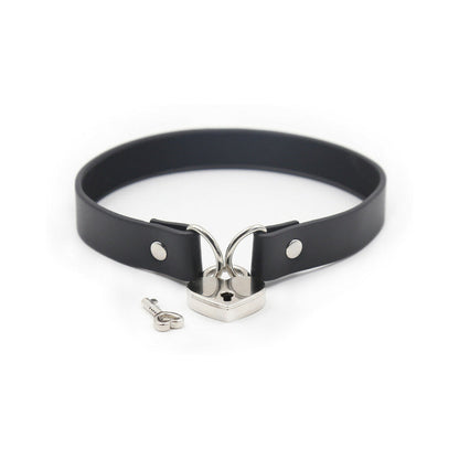 PLE'SUR - PVC COLLAR WITH HEART LOCK & KEY BLACK BAG PACKAGING