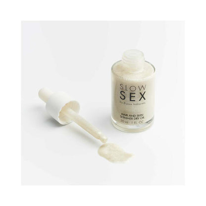 BIJOUX INDISCRETS - SLOW SEX HAIR & SKIN SHIMMER DRY OIL 1 OZ.