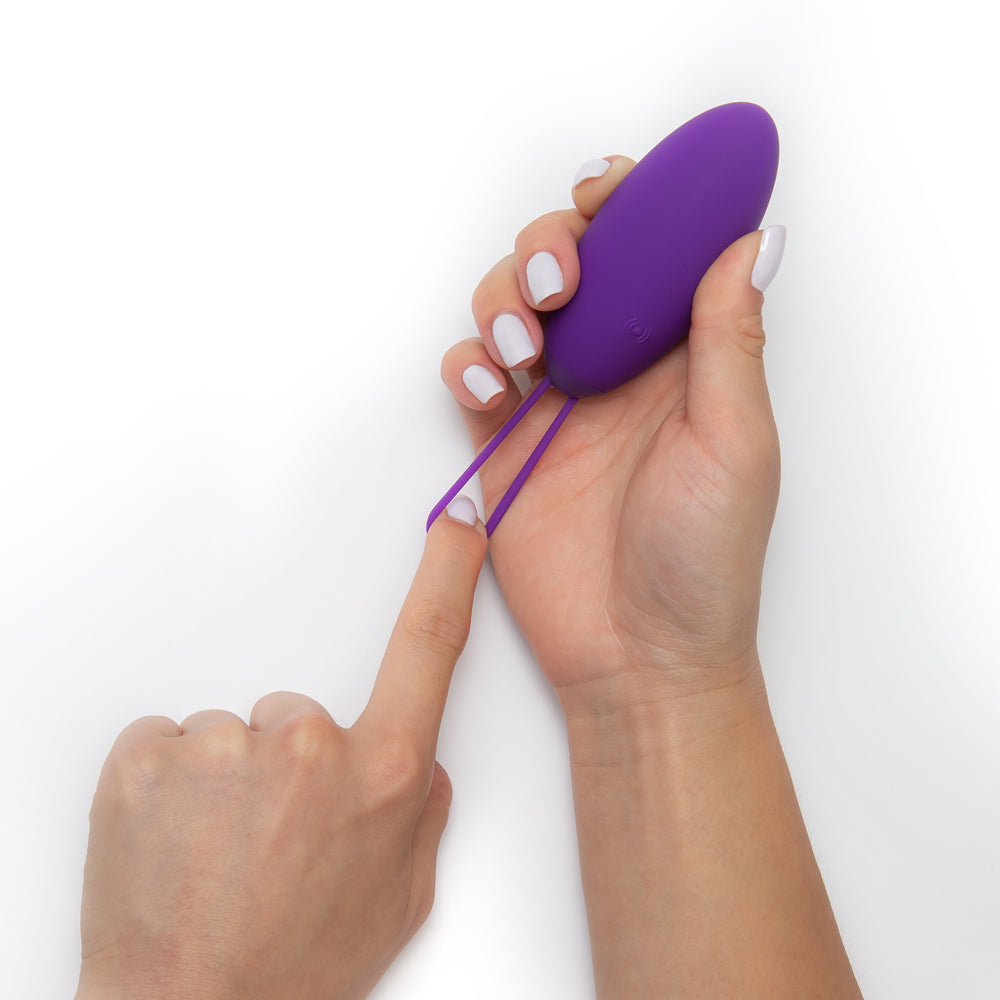 BLUSH - WELLNESS IMARA VIBRATING EGG WITH REMOTE PURPLE