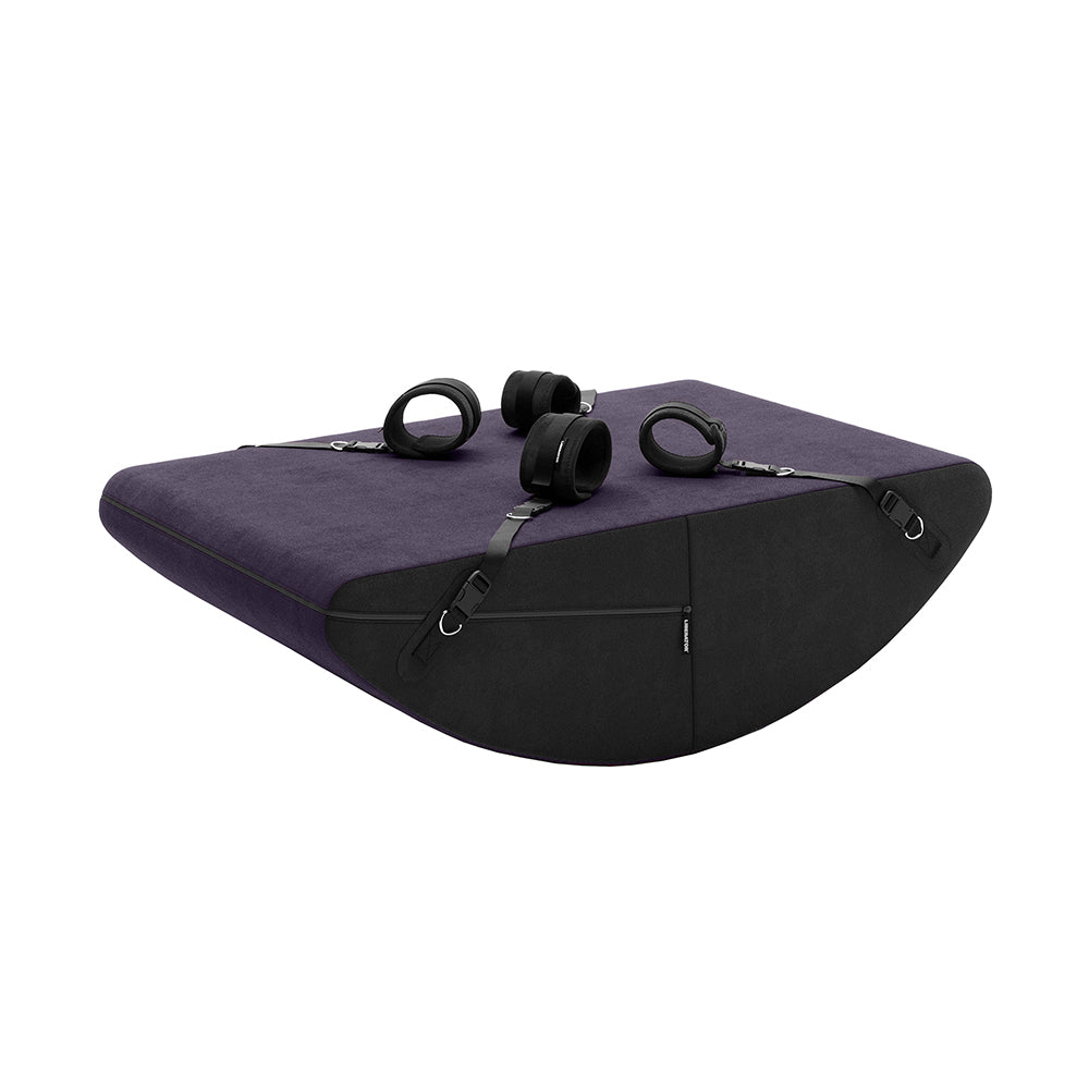 LIBERATOR - SCOOP ROCKER VALKYRIE EDITION WITH CUFFS