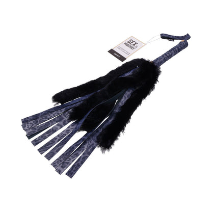 SPORTSHEETS - SEX & MISCHIEF COUGAR CHICOTE EM PELE FALSA