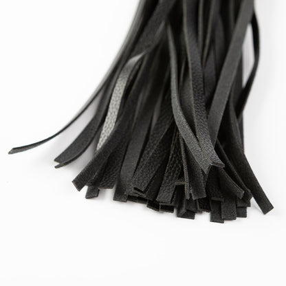 CREATIVE CONCEPTIONS - SEI MIO PRIMED FOR PUNISHMENT FAUX LEATHER FLOGGER