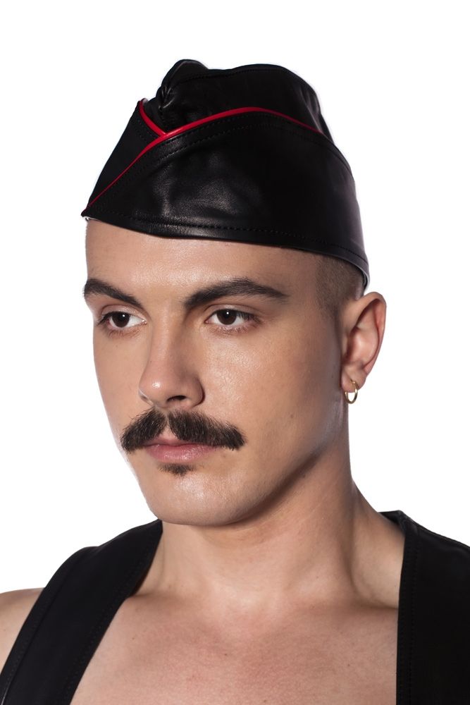 PROWLER RED - TRIANGLE CAP 55CM