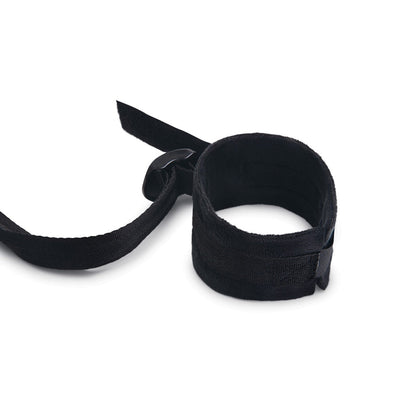 ME YOU US - BED RESTRAINTS