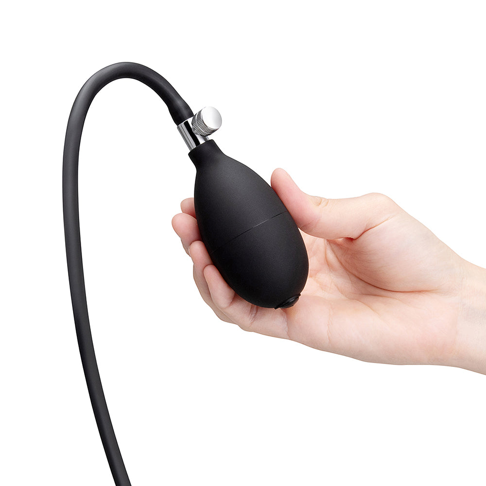 B-VIBE - BEADED INFLATABLE ANAL PLUG WITH HAND PUMP