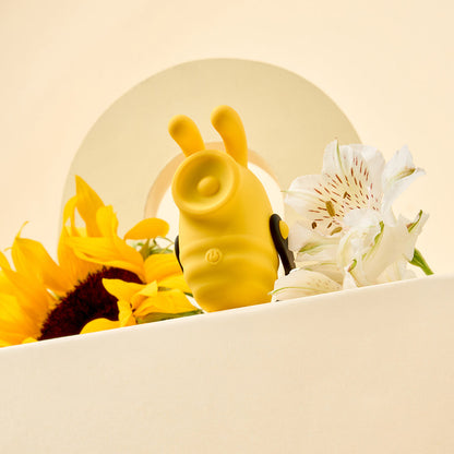 CAMTOYZ - BUMBLE BEE CLITORAL STIMULATOR