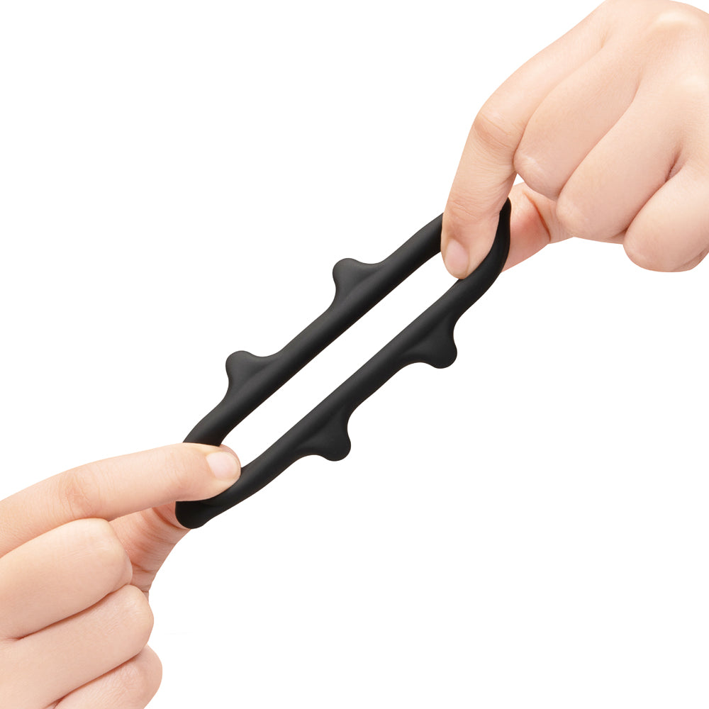 B-VIBE - ANEL PENIANO EM SILICONE COM ESPIGÕES FLEX RING