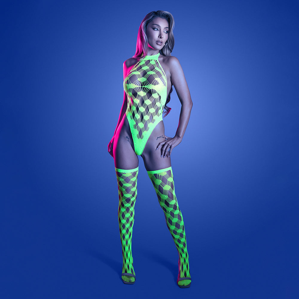 FANTASY LINGERIE - GLOW ADRENALINE HALTER TEDDY & STOCKINGS EM REDE COM STRASS O/S