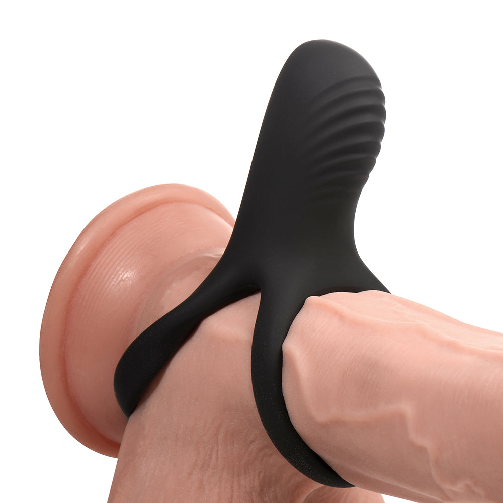 CURVE NOVELTIES - ANEL PENIAN VIBRATÓRIO EM SILICONE COM ESTIMULADOR CLITORIDIANO