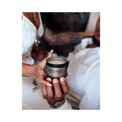 EYE OF LOVE - AFTER DARK ATTRACT HIM PHEROMONE MASSAGE CANDLE