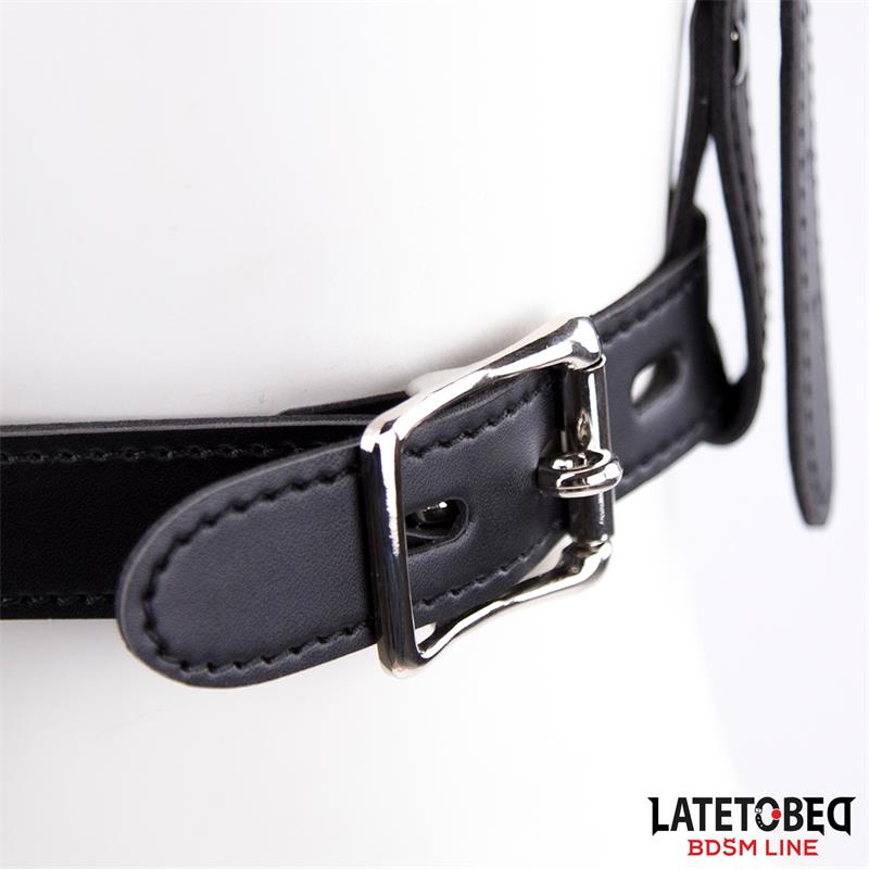 LATETOBED BDSM LINE - ARNÉS FACIAL CON ACCESORIO DESMONTABLE TOILET LID AJUSTABLE