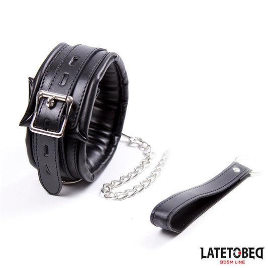 LATETOBED BDSM LINE - COLLAR ACOLCHADO GRANDE CON CORREA
