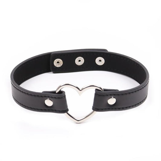 LATETOBED BDSM LINE - COLLAR CON ARO EN FORMA DE CORAZÓN AJUSTABLE 41,5 CM NEGRO