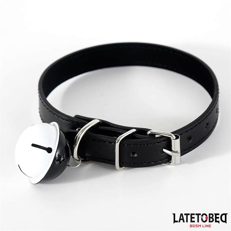 LATETOBED BDSM LINE - COLLAR CON CASCABEL AJUSTABLE NEGRO