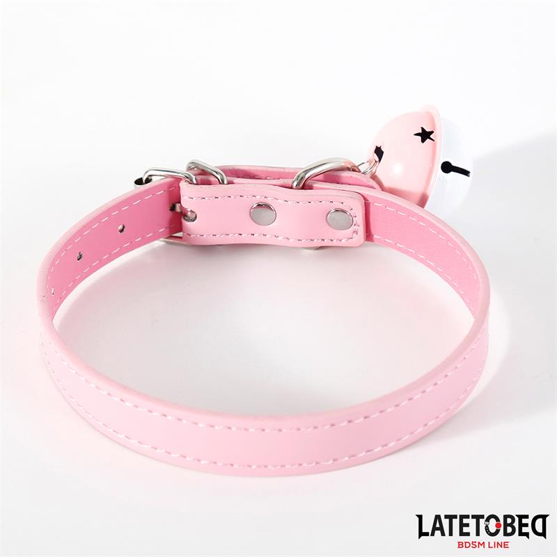 LATETOBED BDSM LINE - COLLAR CON CASCABEL AJUSTABLE ROSA