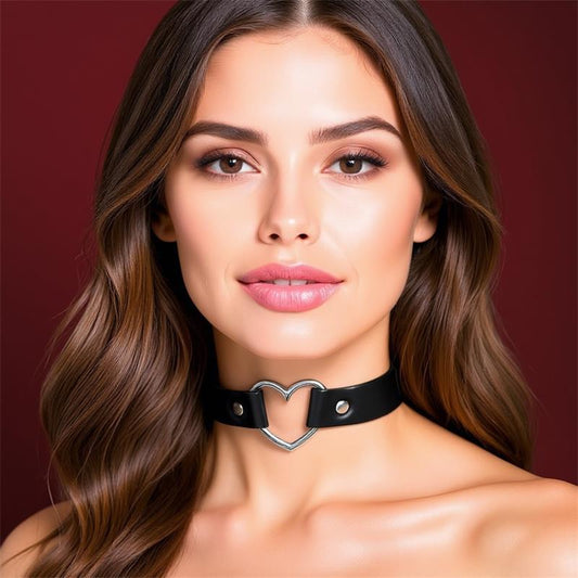 CINDERELLA - COLLAR CON CORAZÓN TIPO CHOKER CUERO VEGANO TALLA ÚNICA