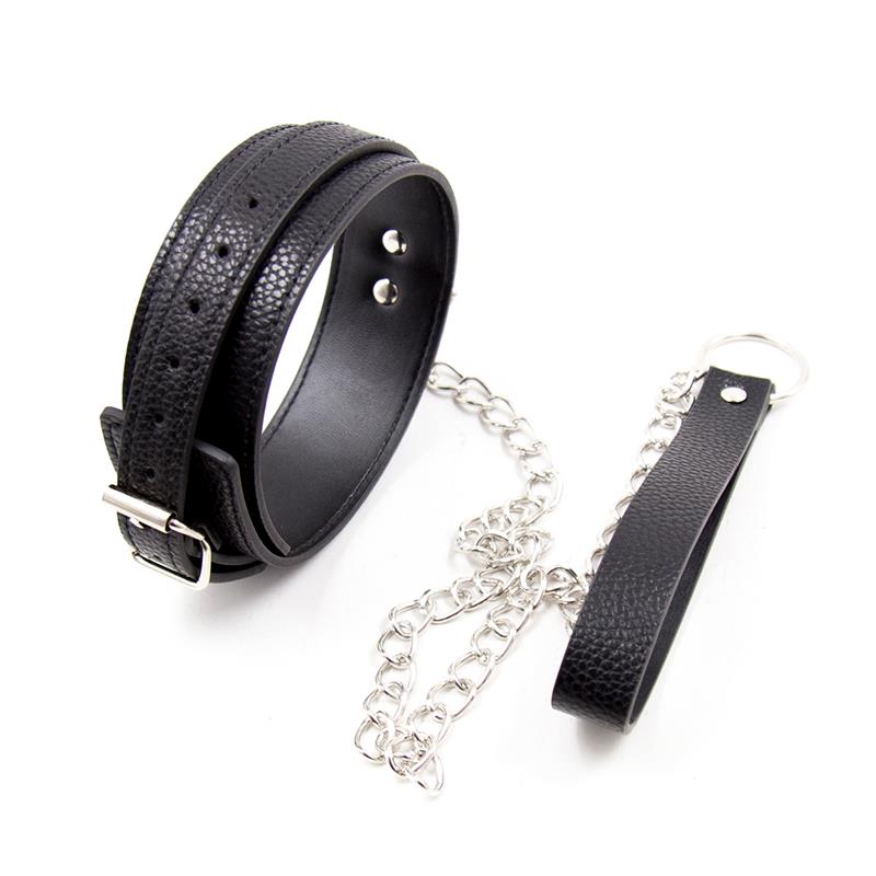 LATETOBED BDSM LINE - COLLAR CON CORREA DE PATRÓN DE SERPIENTE