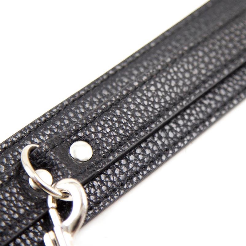 LATETOBED BDSM LINE - COLLAR CON CORREA DE PATRÓN DE SERPIENTE