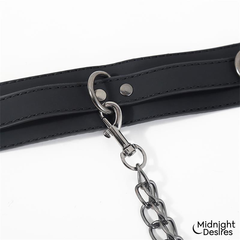 MIDNIGHT DESIRES - COLLAR CON ESPOSAS PARA TOBILLOS CON CADENA