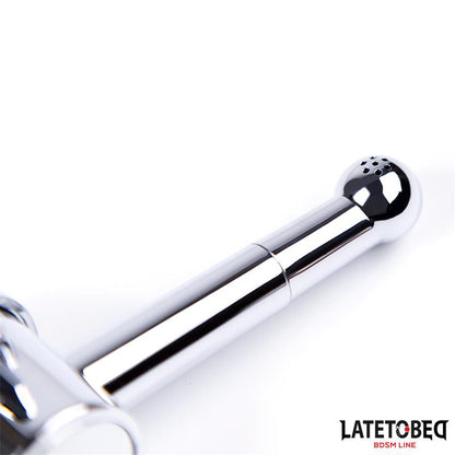 LATETOBED BDSM LINE - DUCHA ANAL CON SISTEMA DE CIERRE CROMADO