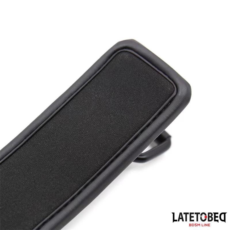 LATETOBED BDSM LINE - ESPOSAS ACOLCHADAS CON CADENA