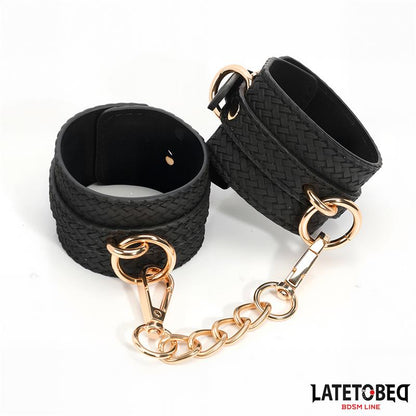 LATETOBED BDSM LINE - ESPOSAS CON CADENA DORADA