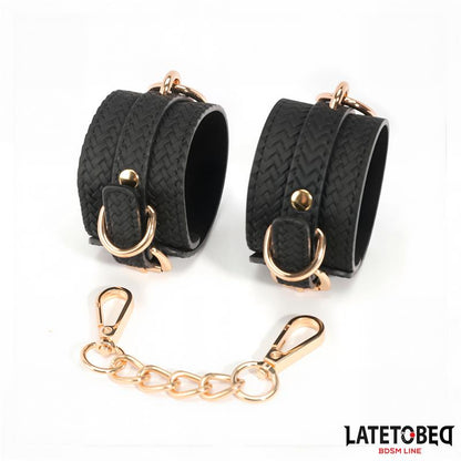 LATETOBED BDSM LINE - ESPOSAS CON CADENA DORADA
