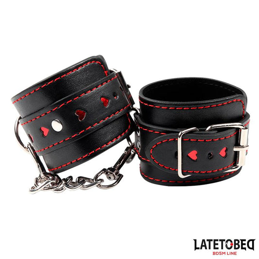 LATETOBED BDSM LINE - ESPOSAS CON CADENAS Y CORAZONES