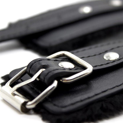 LATETOBED BDSM LINE - ESPOSAS CON FORRO INTERIOR AJUSTABLES 30 CM NEGRO