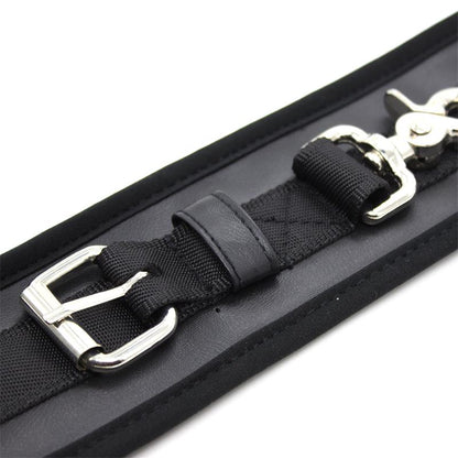 LATETOBED BDSM LINE - ESPOSAS DE CUERO MOSQUETON GRANDE NEGRO