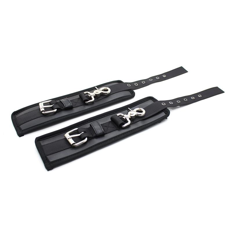 LATETOBED BDSM LINE - ESPOSAS DE CUERO MOSQUETON GRANDE NEGRO