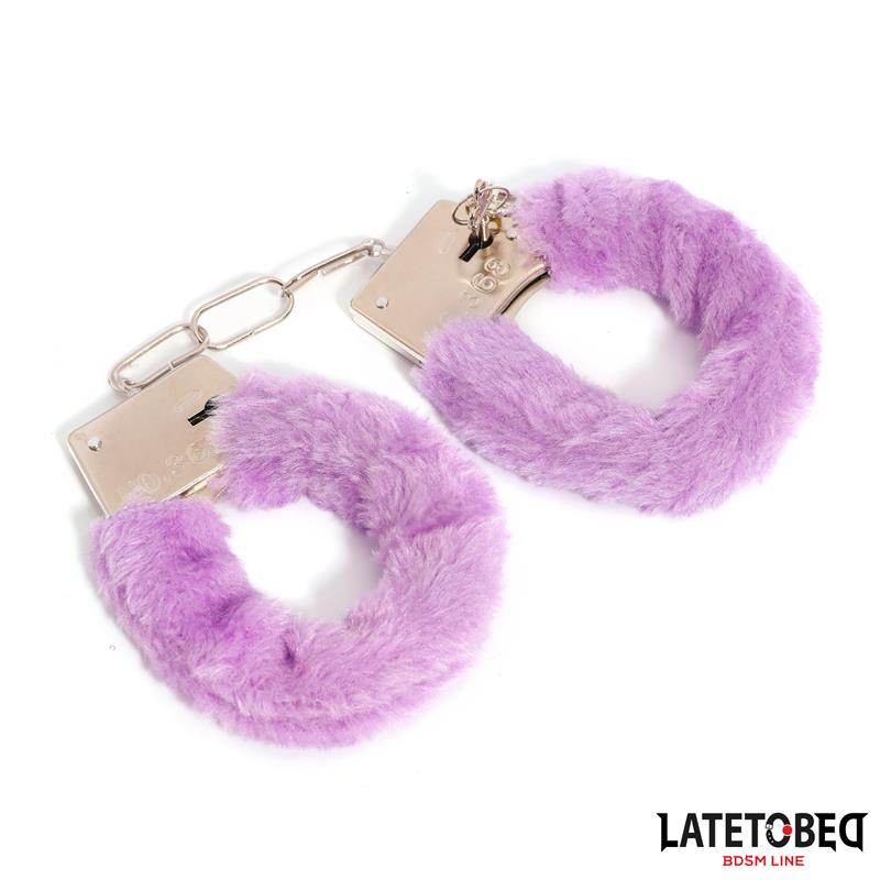 LATETOBED BDSM LINE - ESPOSAS DE METAL FURRY DE PELO PÚRPURA