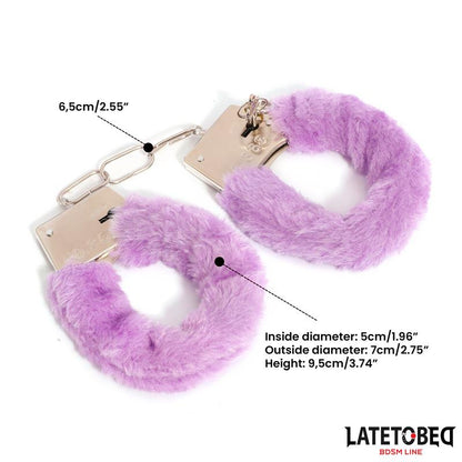 LATETOBED BDSM LINE - ESPOSAS DE METAL FURRY DE PELO PÚRPURA