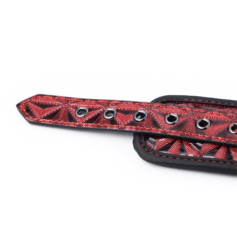 DIAMOND LINE - ESPOSAS DE MUÑECA ACOLCHADAS AJUSTABLE DIAMOND CUERO VEGANO