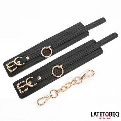 LATETOBED BDSM LINE - ESPOSAS PARA TOBILLO CON CADENA DORADA