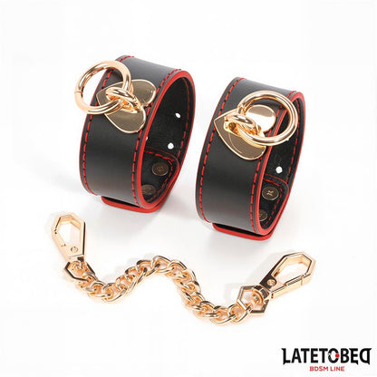 LATETOBED BDSM LINE - ESPOSAS PARA TOBILLOS CON CADENA DORADA