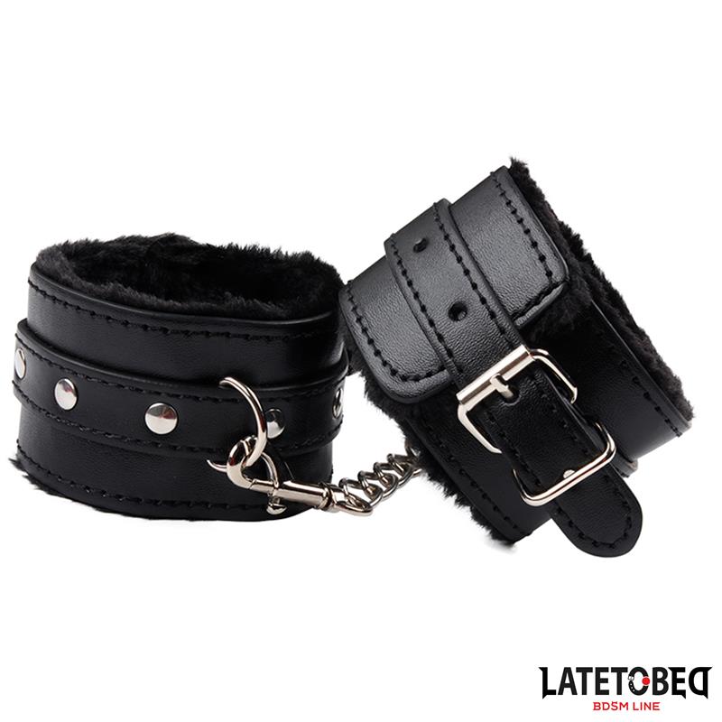 LATETOBED BDSM LINE - ESPOSAS PARA TOBILLOS CON PELO NEGRO