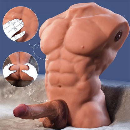 XISE - FITTER TORSO CON DILDO DESMONTABLE, THRUSTING Y APP 11.6 KG